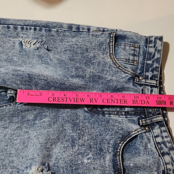 Distressed Womens Jeans Light Wash Size XS Rips Holes Distroyed Acis Wash Y2K - Picture 8 of 10